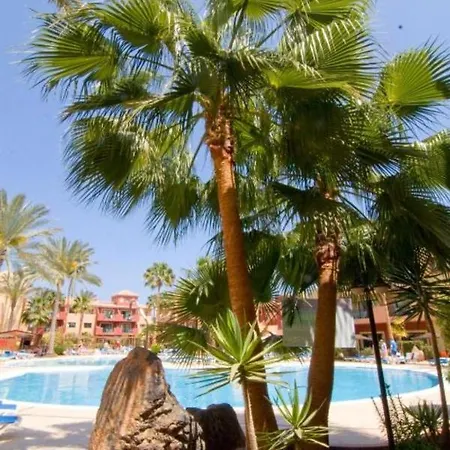 One Bedroom With All Inclusive, Pool, Wifi, Beach Apartman *