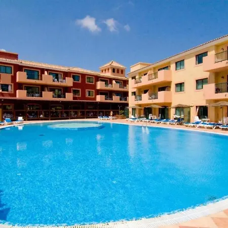 One Bedroom With All Inclusive, Pool, Wifi, Beach Apartman Corralejo