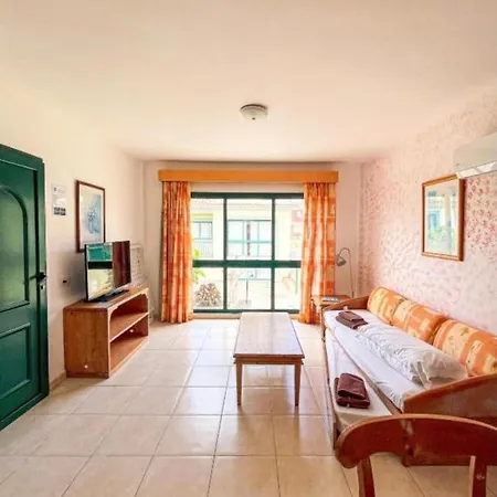 Apartman One Bedroom With All Inclusive, Pool, Wifi, Beach