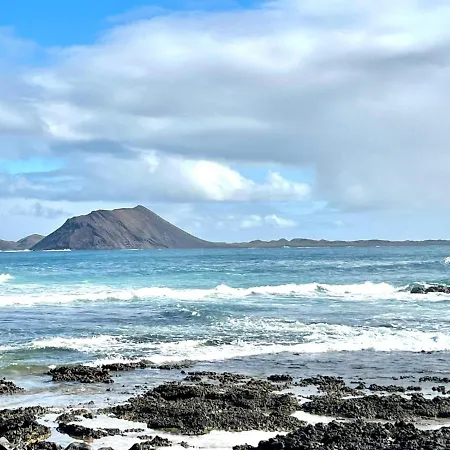 One Bedroom With All Inclusive, Pool, Wifi, Beach Corralejo